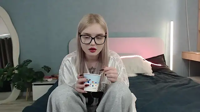 Angel Share online show from June 3, 3:09 am