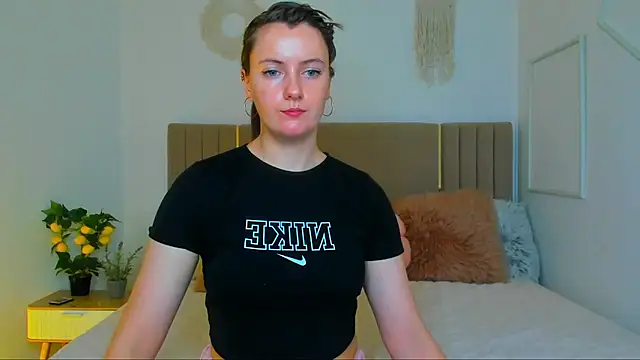 Cutie blushh online show from June 16, 6:38 am
