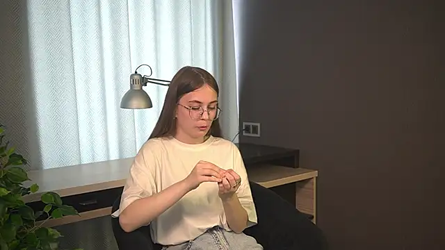 TomekaBiava online show from May 2, 4:39 am