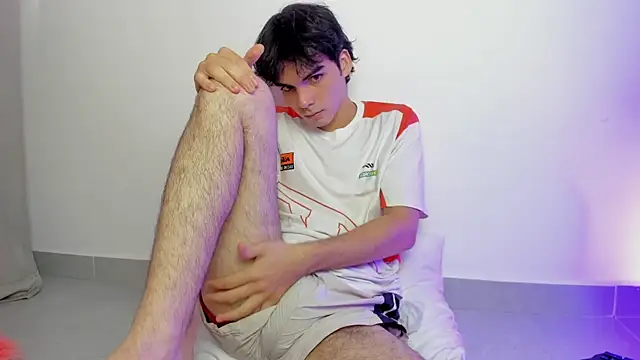 VelvetEsteven online show from May 3, 2:23 pm