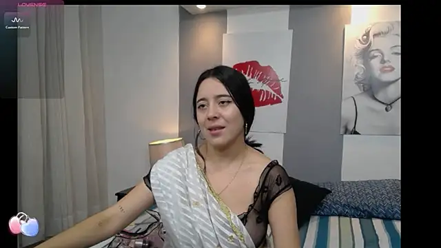 Snapshot of _tamara_priya_ chatting on August 1, 11:31 am tamara priya online show from August 1, 11:31 am
