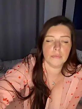 SweetLaurenXX online show from May 15, 6:59 pm