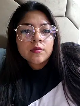 Snapshot of Daykari061 chatting on May 16, 11:03 pm Daykari061 online show from May 16, 11:03 pm