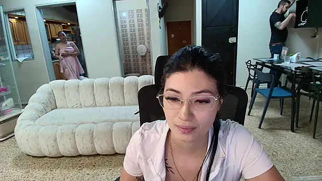 theaPearl online show from June 30, 9:05 pm