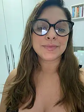 Snapshot of Mariiii_morena chatting on June 29, 9:48 am Mariiii morena online show from June 29, 9:48 am