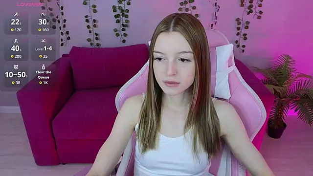 Snapshot of Eva_Th0mpson chatting on June 2, 12:56 am Eva Th0mpson online show from June 2, 12:56 am