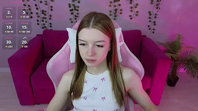 Snapshot of Eva_Th0mpson chatting on June 12, 12:53 am Eva Th0mpson online show from June 12, 12:53 am