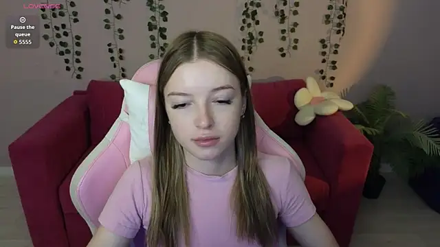 Snapshot of Eva_Th0mpson chatting on July 7, 12:57 am Eva Th0mpson online show from July 7, 12:57 am