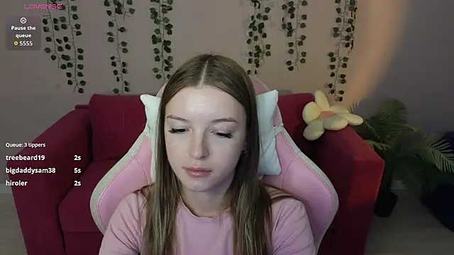 Snapshot of Eva_Th0mpson chatting on July 7, 6:47 am Eva Th0mpson online show from July 7, 6:47 am