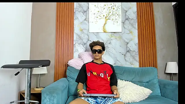 GOLDEN 2026 online show from June 10, 7:24 pm