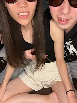 risacha online show from May 10, 4:34 pm