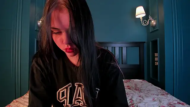 NineSemens online show from May 12, 7:22 pm