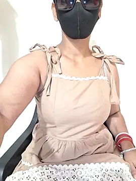 Shaloni Patil online show from May 9, 8:19 am