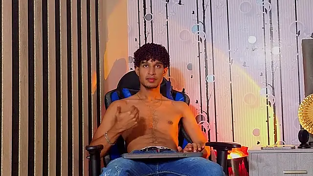Alex Bloom online show from June 13, 7:23 pm
