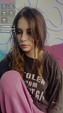 Snapshot of evvaavve chatting on June 28, 3:07 pm evvaavve online show from June 28, 3:07 pm