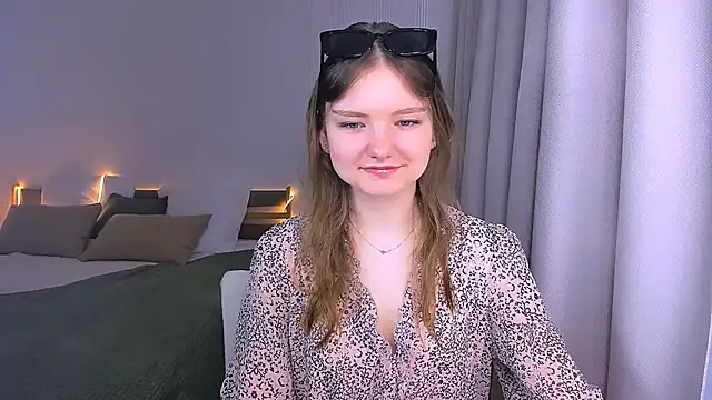 Snapshot of LookEva chatting on May 31, 3:26 am LookEva online show from May 31, 3:26 am