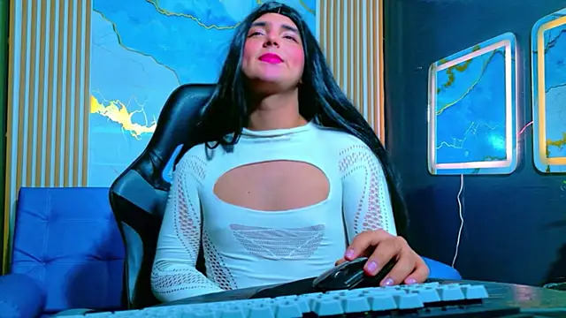 Gaby Gil  online show from May 13, 12:46 pm