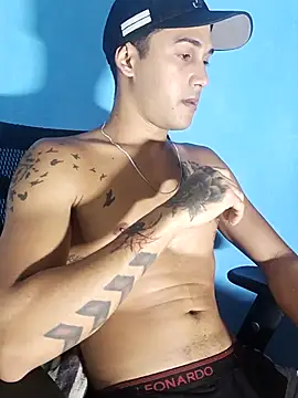 jeaxreyex23 online show from May 8, 3:01 am