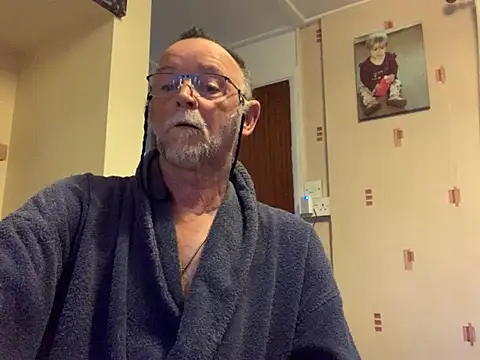 Moonraker64 online show from August 8, 5:20 am