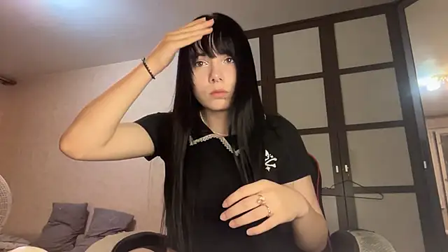 gothicq online show from May 6, 7:52 pm