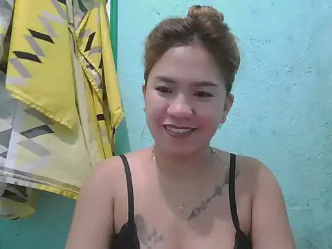 Snapshot of mecka20 chatting on July 13, 1:14 pm mecka20 online show from July 13, 1:14 pm