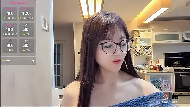 weeeoooo online show from May 20, 11:16 am