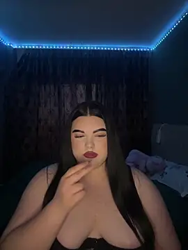 Snapshot of ElyBabyX chatting on June 16, 2:25 am ElyBabyX online show from June 16, 2:25 am