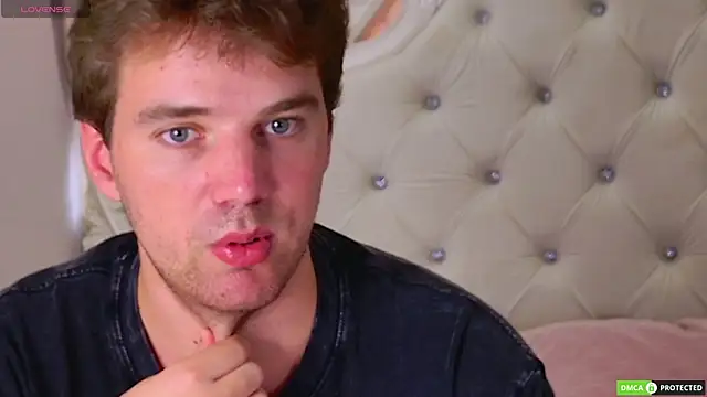 ArthurMeyers online show from June 4, 10:32 am