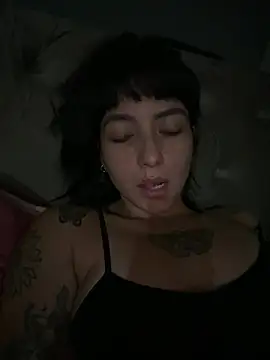 MartinadeCaxias online show from May 14, 1:01 am
