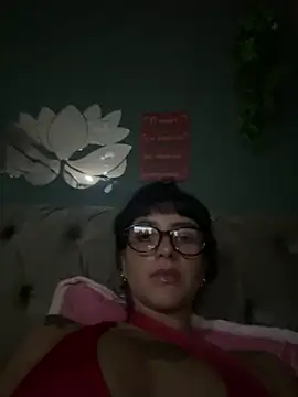 MartinadeCaxias online show from May 14, 6:37 pm