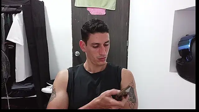 RaulRico online show from June 20, 11:18 pm