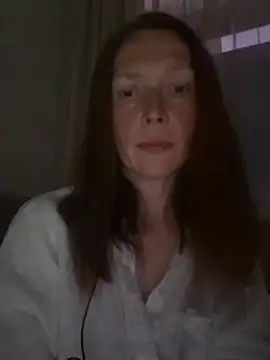 MillaSmileX online show from May 20, 5:30 pm