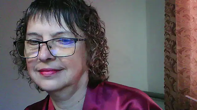 ElizabethGorden online show from June 11, 4:10 am