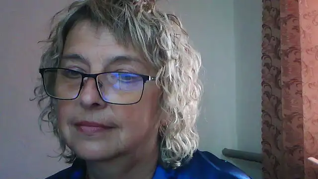ElizabethGorden online show from July 12, 6:15 am