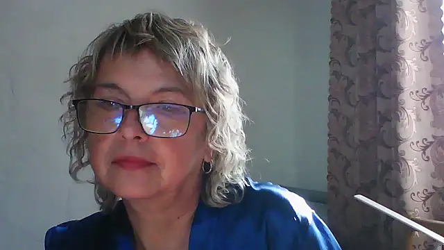 ElizabethGorden online show from July 25, 5:16 am