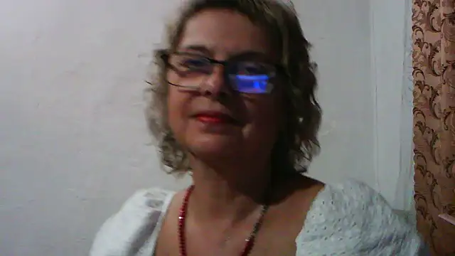 ElizabethGorden online show from August 9, 5:29 pm