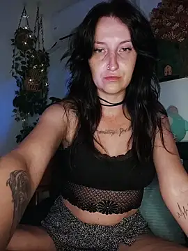 Goddessm00n1 online show from July 23, 8:40 pm