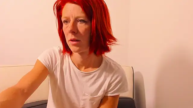 PoppyBoop online show from June 11, 6:22 am