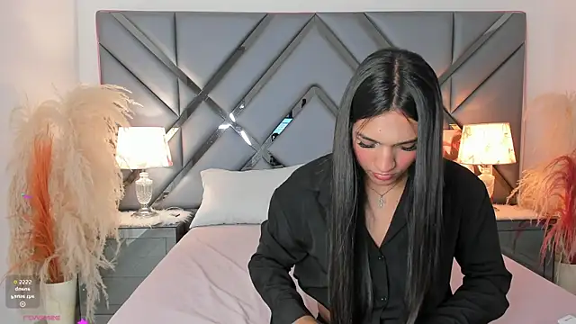 MadisonHerrera online show from June 4, 5:30 pm