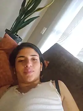Snapshot of Alisson_Andersen chatting on May 14, 8:26 pm Alisson Andersen online show from May 14, 8:26 pm