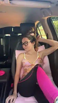 Mini girl do it better online show from June 14, 2:57 am