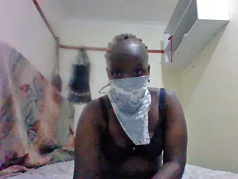 Snapshot of Sish20 chatting on May 7, 7:19 pm Sish20 online show from May 7, 7:19 pm