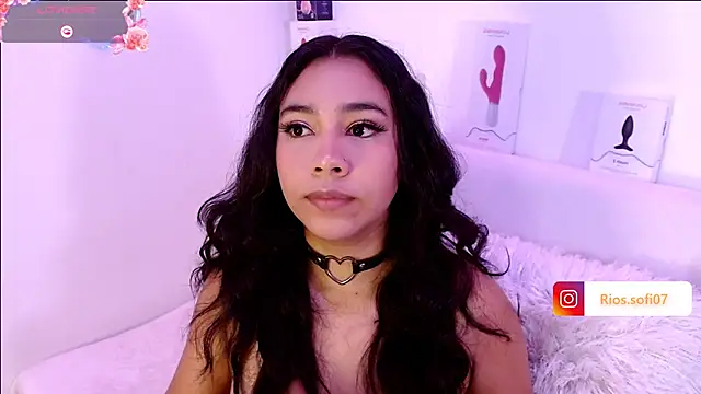  Sofi Rios  online show from May 7, 9:58 am