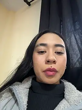 Snapshot of Zafiro-fire chatting on May 12, 11:07 am Zafiro-fire online show from May 12, 11:07 am