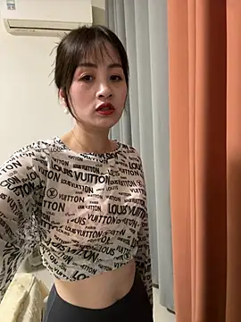 huihui 520 online show from June 13, 7:28 am