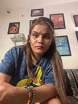 Snapshot of Leena_singh chatting on June 15, 6:32 pm Leena singh online show from June 15, 6:32 pm