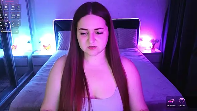 Redd Vixen online show from May 17, 11:01 pm