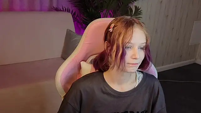 AliceJohansone online show from June 9, 1:17 am