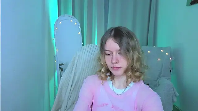 MilanaRayy online show from June 26, 5:23 am