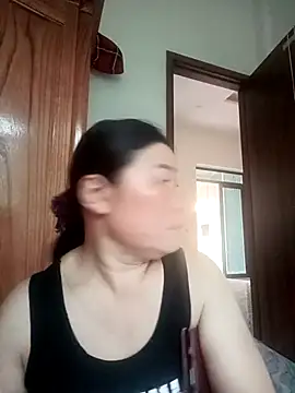 Snapshot of -Lytina- chatting on May 27, 11:24 pm -Lytina- online show from May 27, 11:24 pm